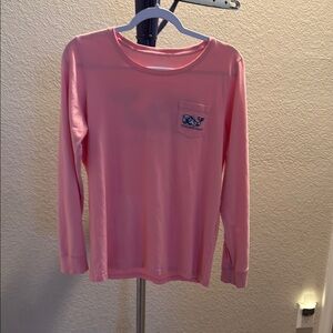 Vineyard Vines Pink long sleeve Graphic Tee. Size Medium